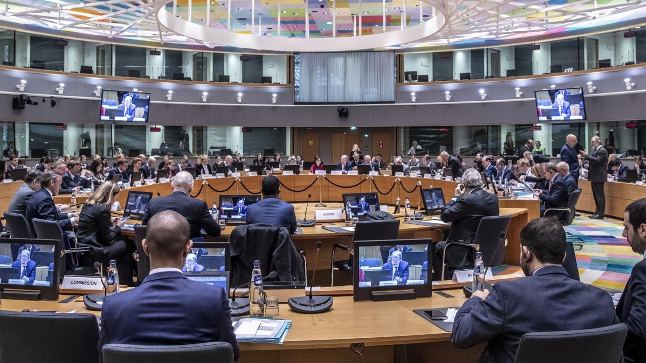 En del av ministerrådens möten är öppna och filmas, men den största delen av förhandlingarna sker bakom lyckta dörrar. Arkivbild.