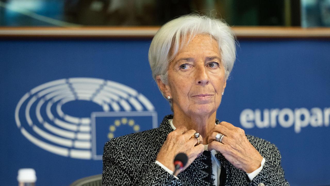 Europeiska centralbankens chef Christine Lagarde under måndagens utfrågning i EU-parlamentet. 