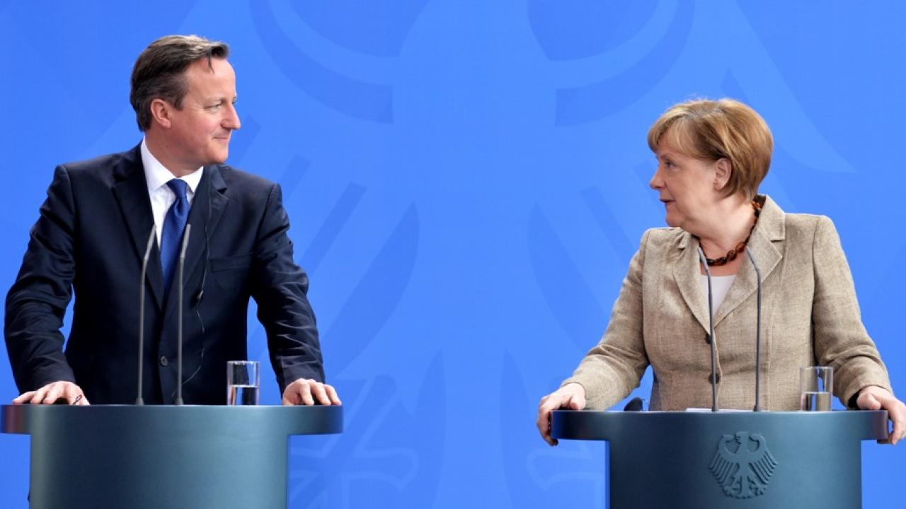David Cameron och Angela Merkel efter fredagens möte. 