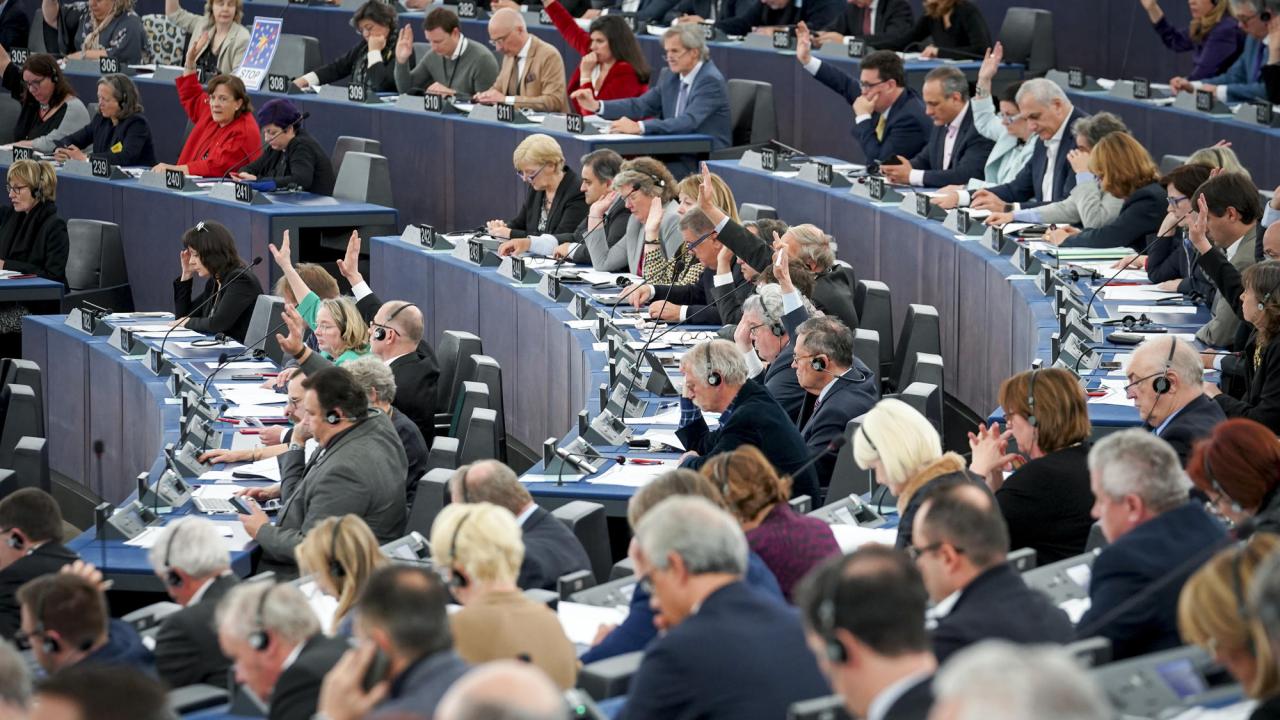 Det hör inte till ovanligheterna att EU-parlamentariker råkar trycka på fel knapp under omröstningar i plenum. 