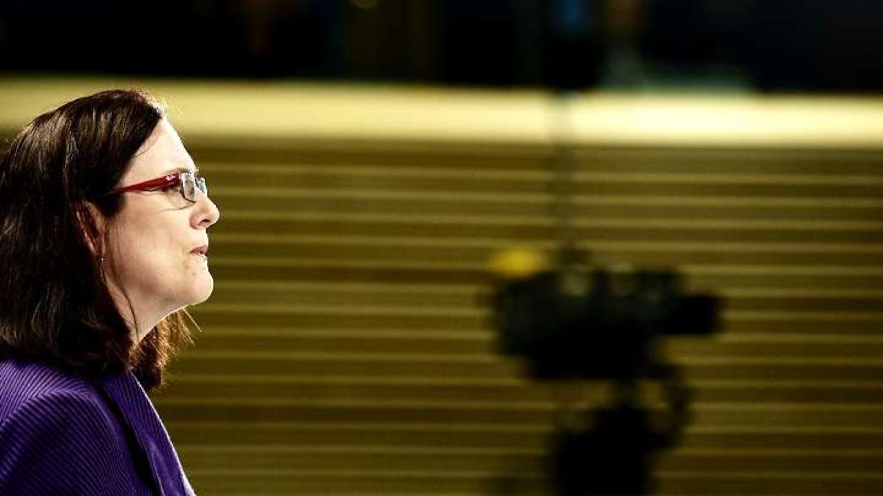 EU-kommissionär Cecilia Malmström drev igenom det kontroversiella Swiftavtalet i somras. Nästa vecka kommer hennes utvärdering.