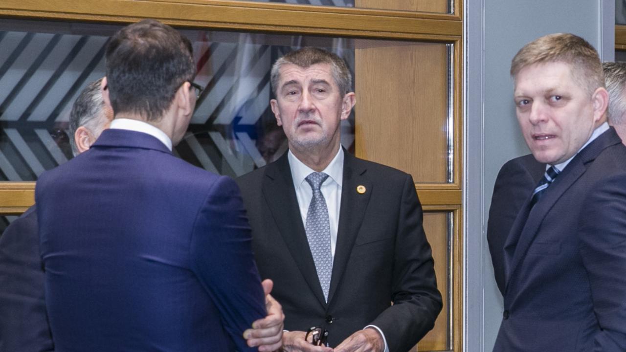 Premiärministrarna för de fyra Visegradländerna Polen, Ungern, Slovakien och Tjeckien samtalar inför torsdagens EU-toppmöte.