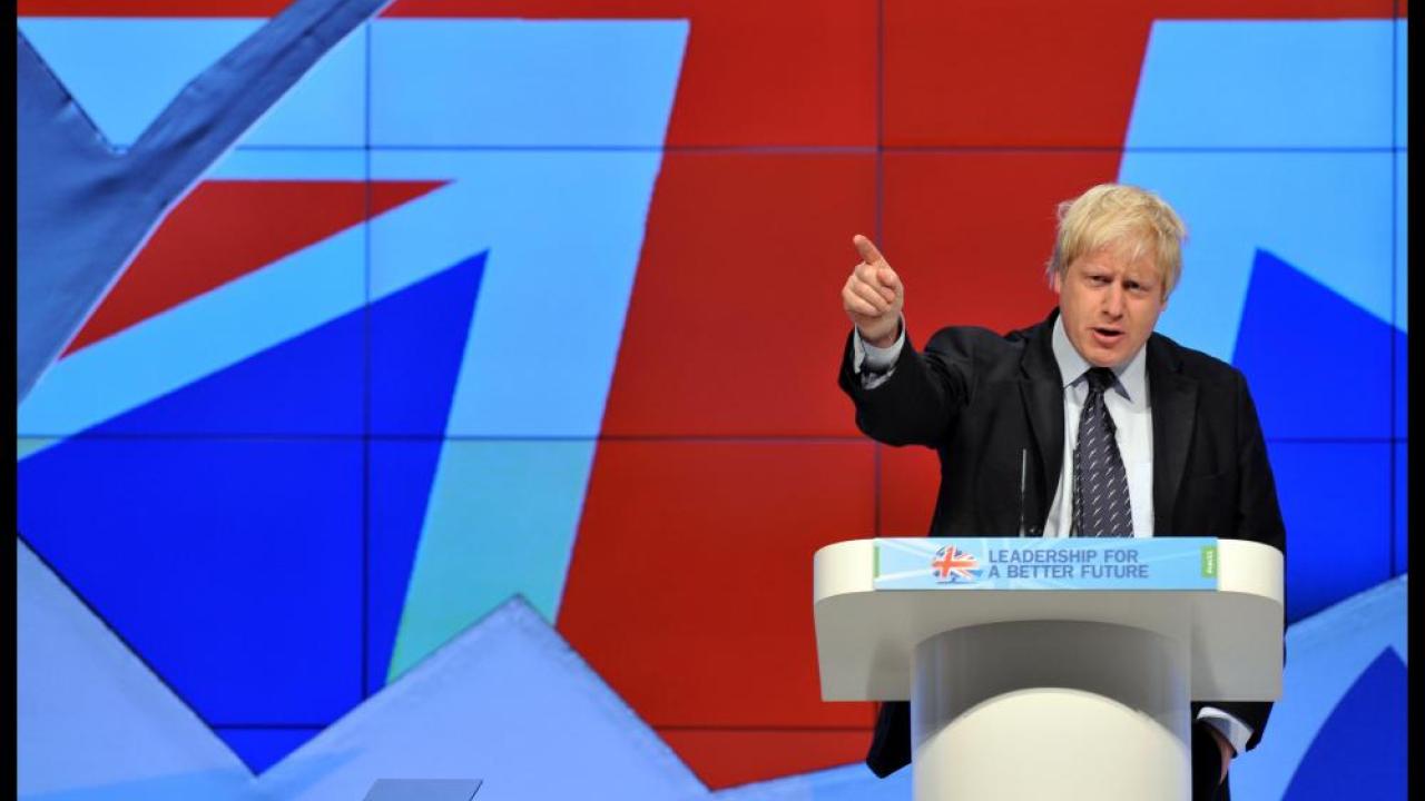 Storbritanniens utrikesminister Boris Johnson var inte helt säker på vilken sida han skulle ställa sig på. Arkivbild.