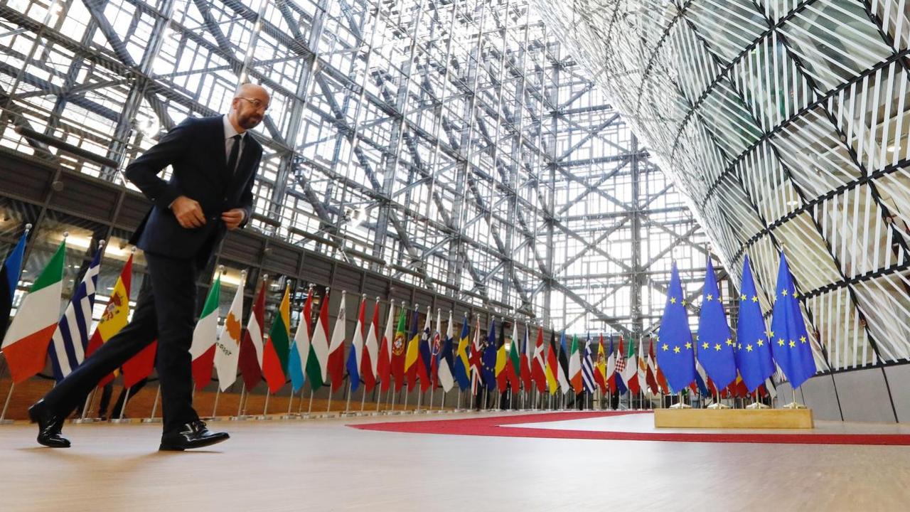 Europeiska rådets nye ordförande Charles Michell, en belgisk liberal, väntas öka trycket på Polen, Tjeckien och Ungern att gå med på målet om att EU ska bli klimatneutralt 2050.