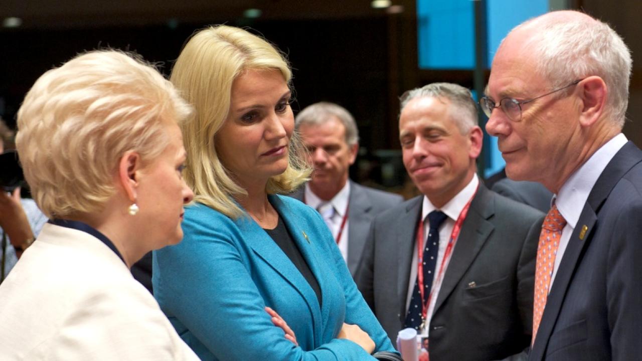 Litauens Dalia Grybauskaitė säger nej till Italiens Federica Mogherini, Danmarks Helle Thorning-Schmidt säger nej till att ta över efter Herman Van Rompuy som nu måste fortsätta samråden med huvudstäderna för att hitta sin efterträdare. 