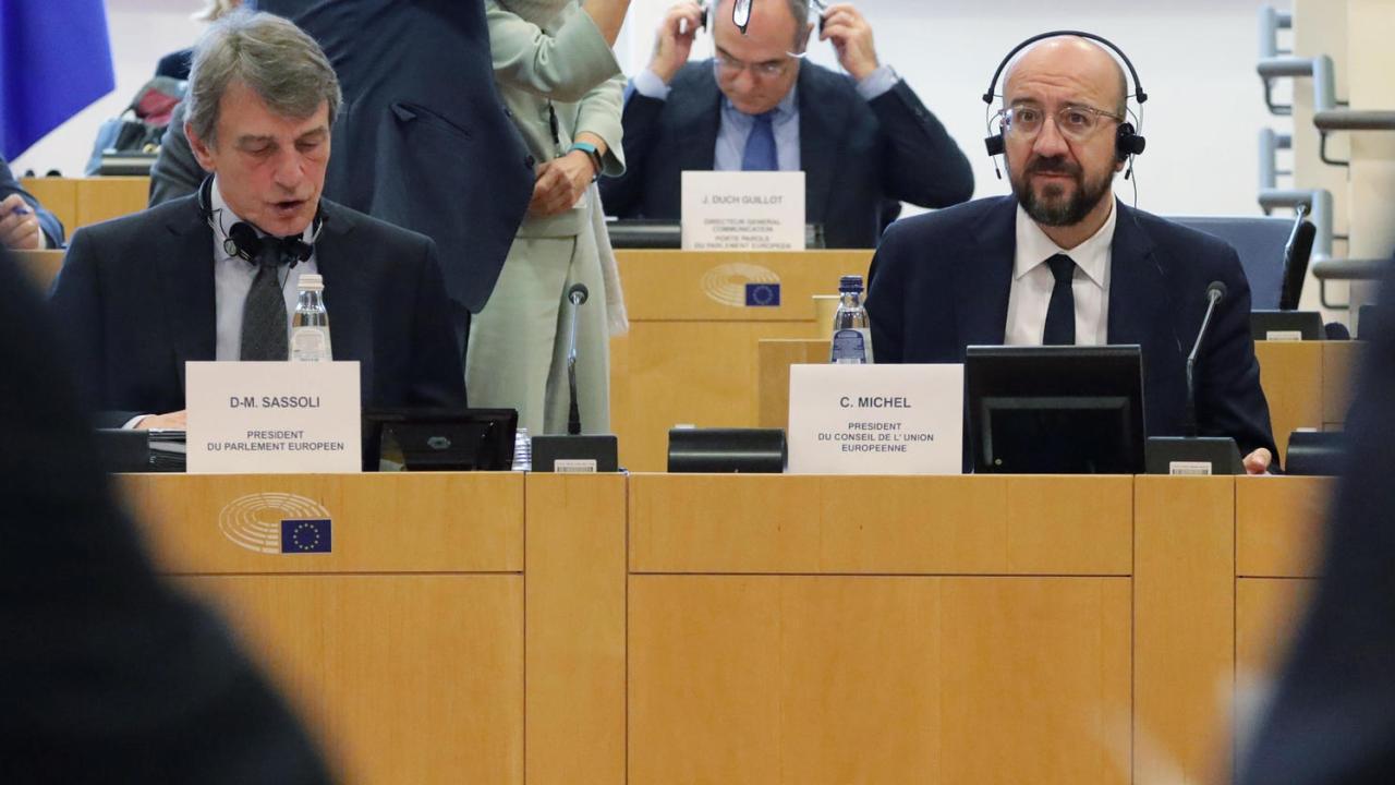 EU-parlamentets talman David Sassoli och Europeiska rådets ordförande Charles Michel. Arkivbild.