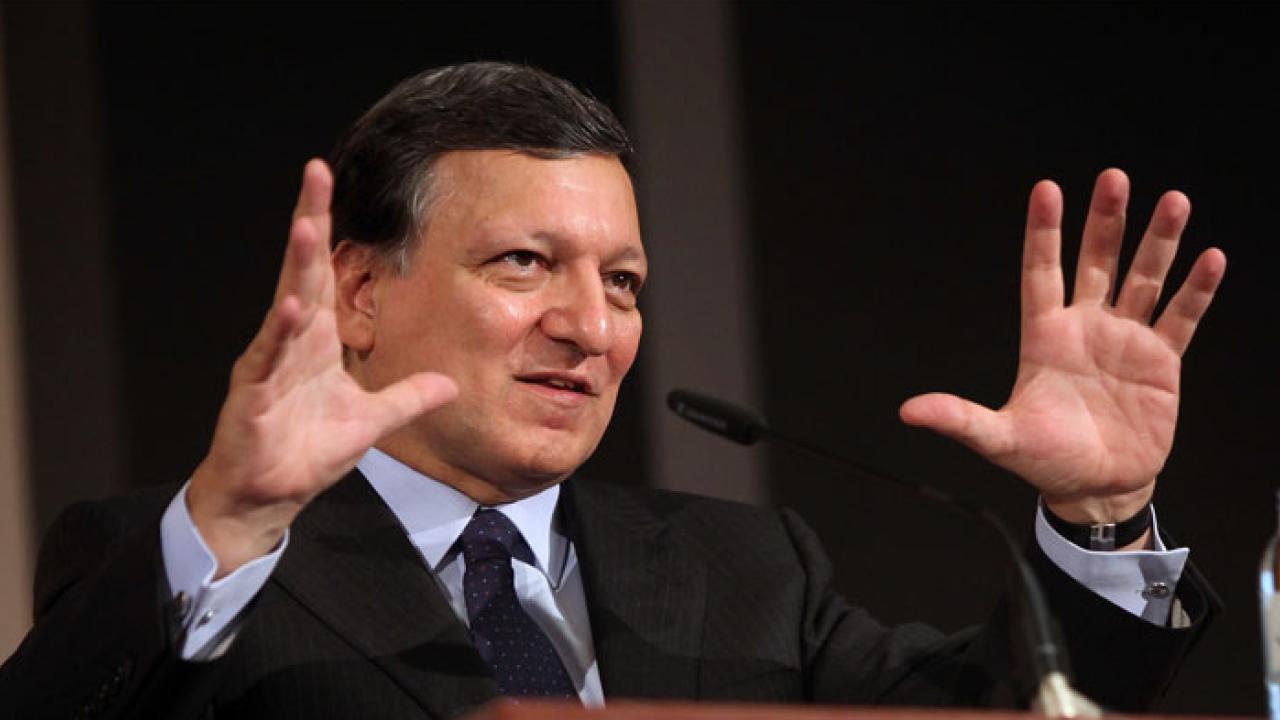 Min slutsats är att Barroso är ett hinder för en lösning av eurokrisen som inte innebär ytterligare fattigdom och ytterligare arbetslöshet, skriver Thomas Janson, EU-utredare på TCO.