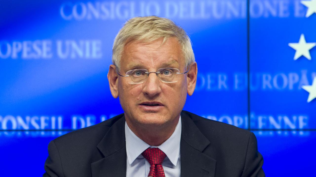 Sveriges utrikesminister Carl Bildt (M) tror inte att sanktioner i Magnitskij-fallet är rätt väg att gå.