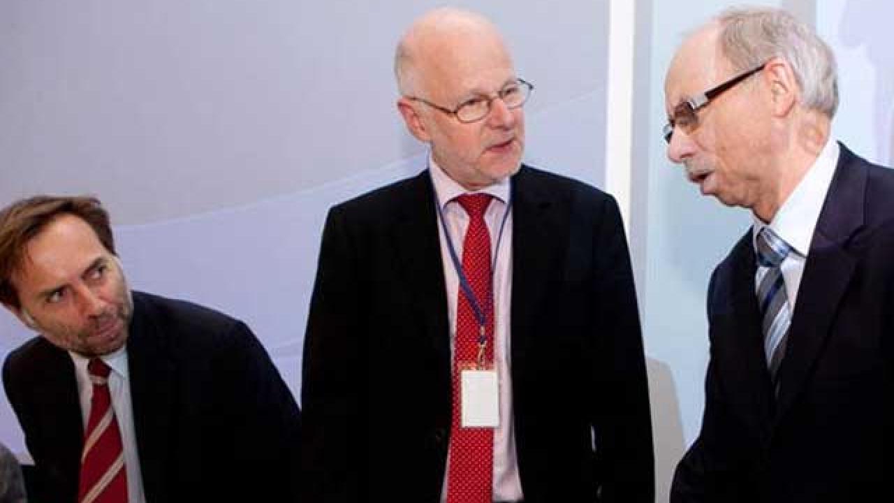 Martin Westlake,  EESK:s ordförande Staffan Nilsson och EU-kommissionären Janusz Lewandowski vid ESSK:s möte i juli.