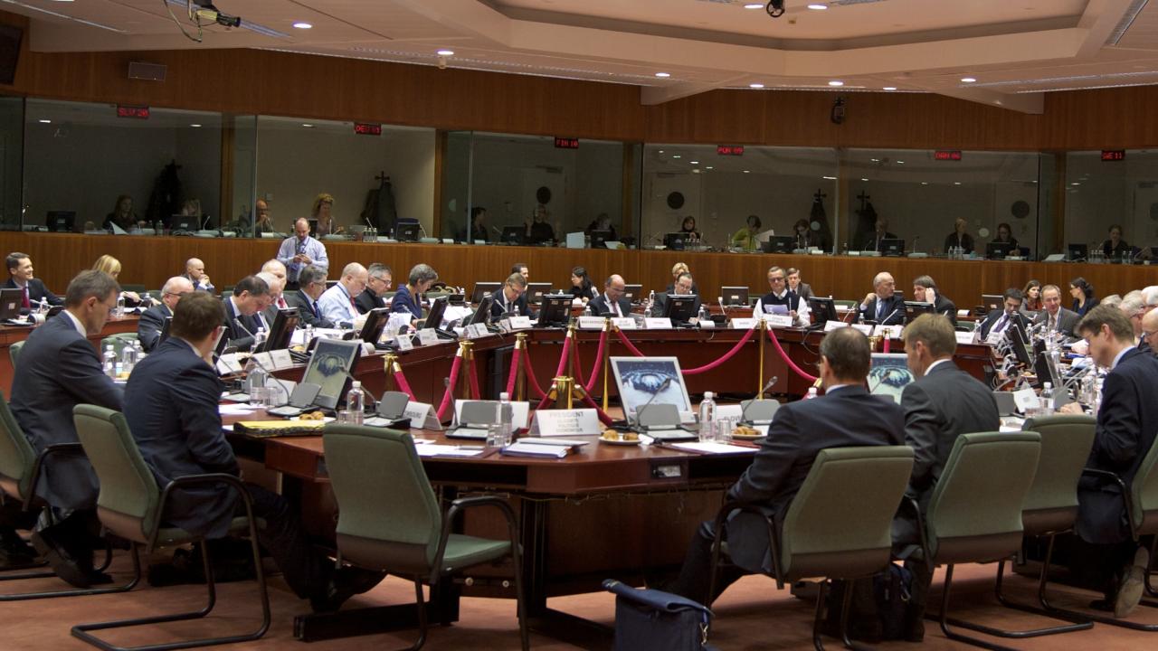 Medlemsländernas finansministrar är oense om unionens nya banktillsynsmyndighet.