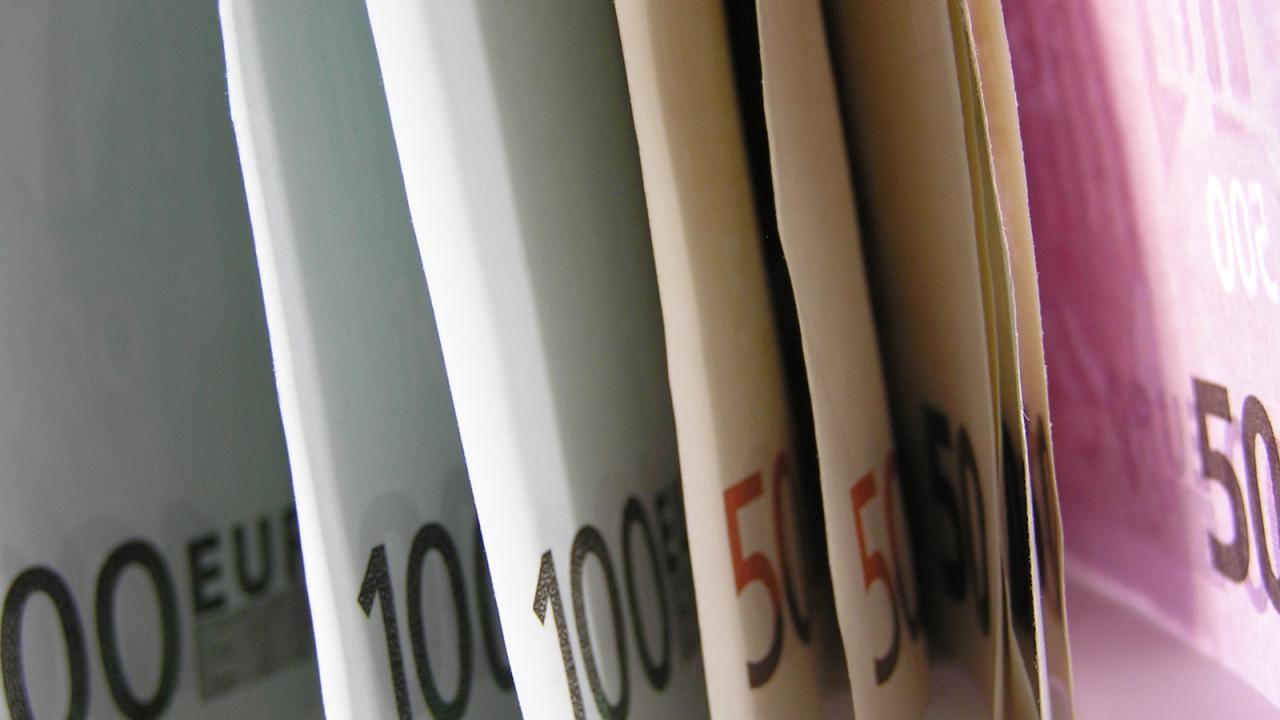 Sverige säger nej till en budgetökning på 30 miljarder.