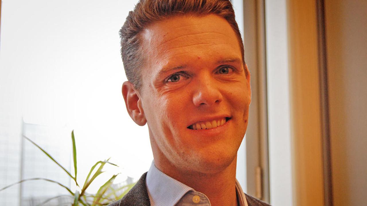 Christofer Fjellner i sitt arbetsrum i EU-parlamentet i Bryssel.