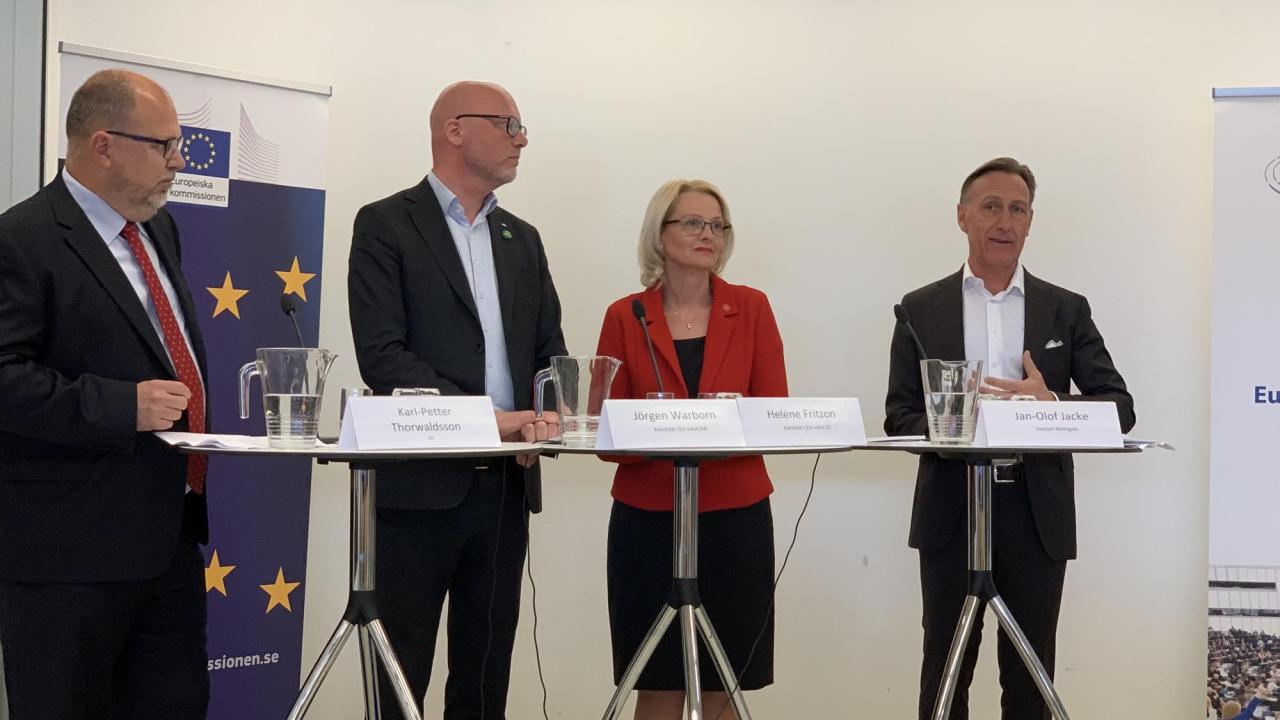 Karl-Petter Thorwaldsson, Jörgen Warborn, Heléne Fritzon och Jan-Olof Jacke gästade på torsdagen Europahuset i Stockholm.