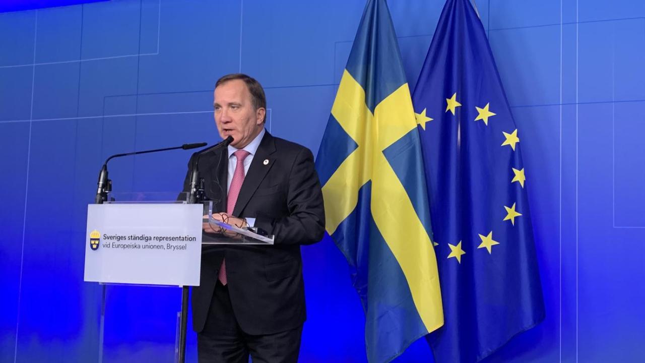 Statsminister Stefan Löfven håller presskonferens på fredagen efter veckans EU-toppmöte i Bryssel. Arkivbild.