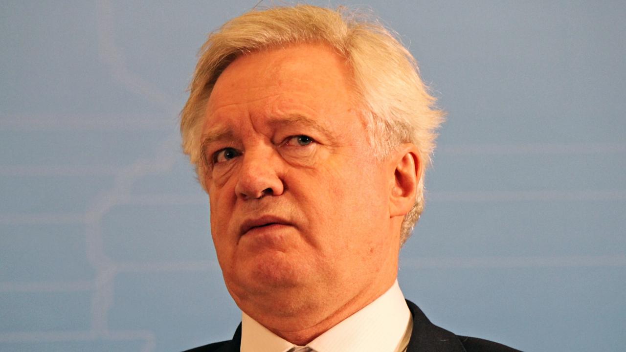 Storbritanniens brexitminister David Davis under tisdagens besök i Stockholm.