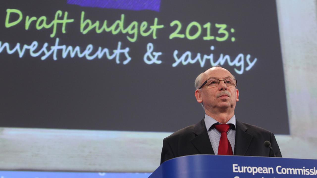 En budget för investering i tillväxt och jobb kallar budgetkommissionär Janusz Lewandowski  sitt förslag.