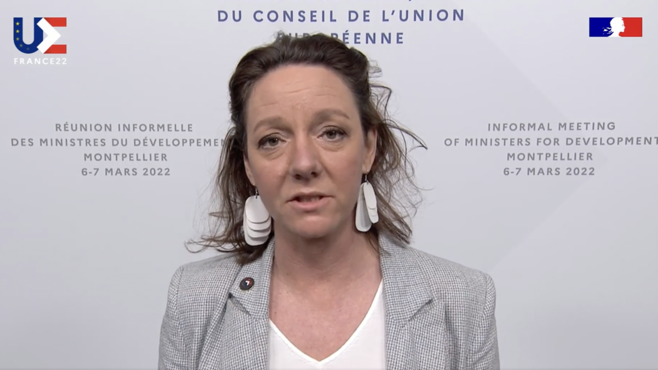 Biståndsminister Matilda Ernkrans träffar på måndagen sina europeiska kollegor för att diskutera hur man kan samordna sitt humanitära bistånd till Ukraina. 