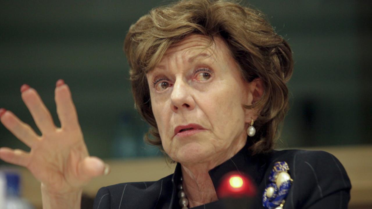 Neelie Kroes tror att euron klarar sig utan Grekland. Arkivbild.