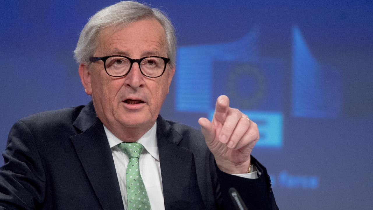 EU-kommissionens ordförande, Jean-Claude Juncker, erkände två misstag under sitt ordförandeskap.