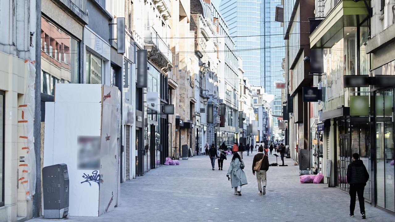Coronarestriktionerna under våren hade en större negativ inverkan på ekonomierna i EU än de under senhösten. Arkivbild