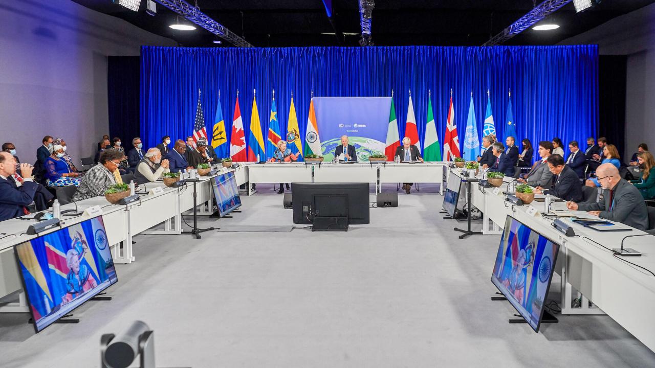 Över hundra länder står bakom initiativet att minska metangasutsläppen. Men åtta EU-länder har inte skrivit på.