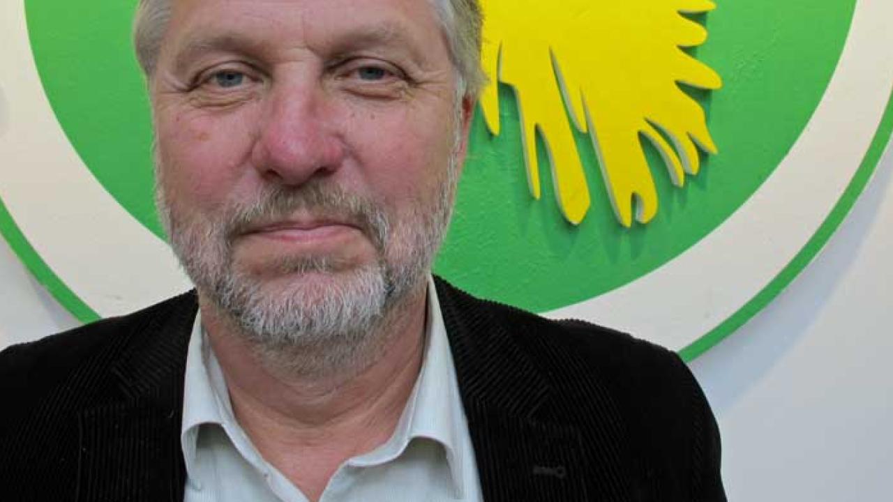 Vi har en politik som skapar nya jobb i Sverige och i EU, samtidigt som den till en trygg och hållbar framtid för våra oss, våra barn och barnbarn, skriver Peter Eriksson (MP). 