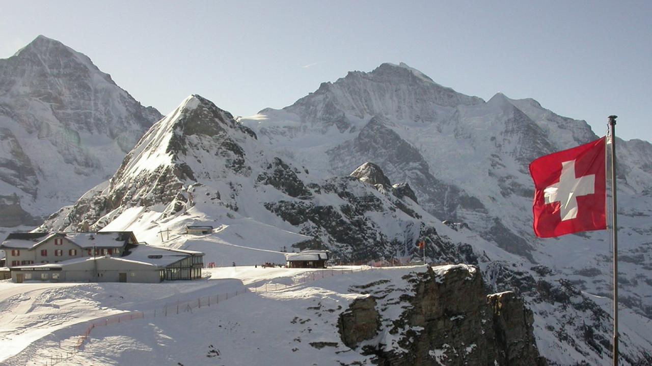 Miljöorganisationen Ecopop vill minska det ekologiska avtrycket i Schweiz genom att begränsa invandringen.