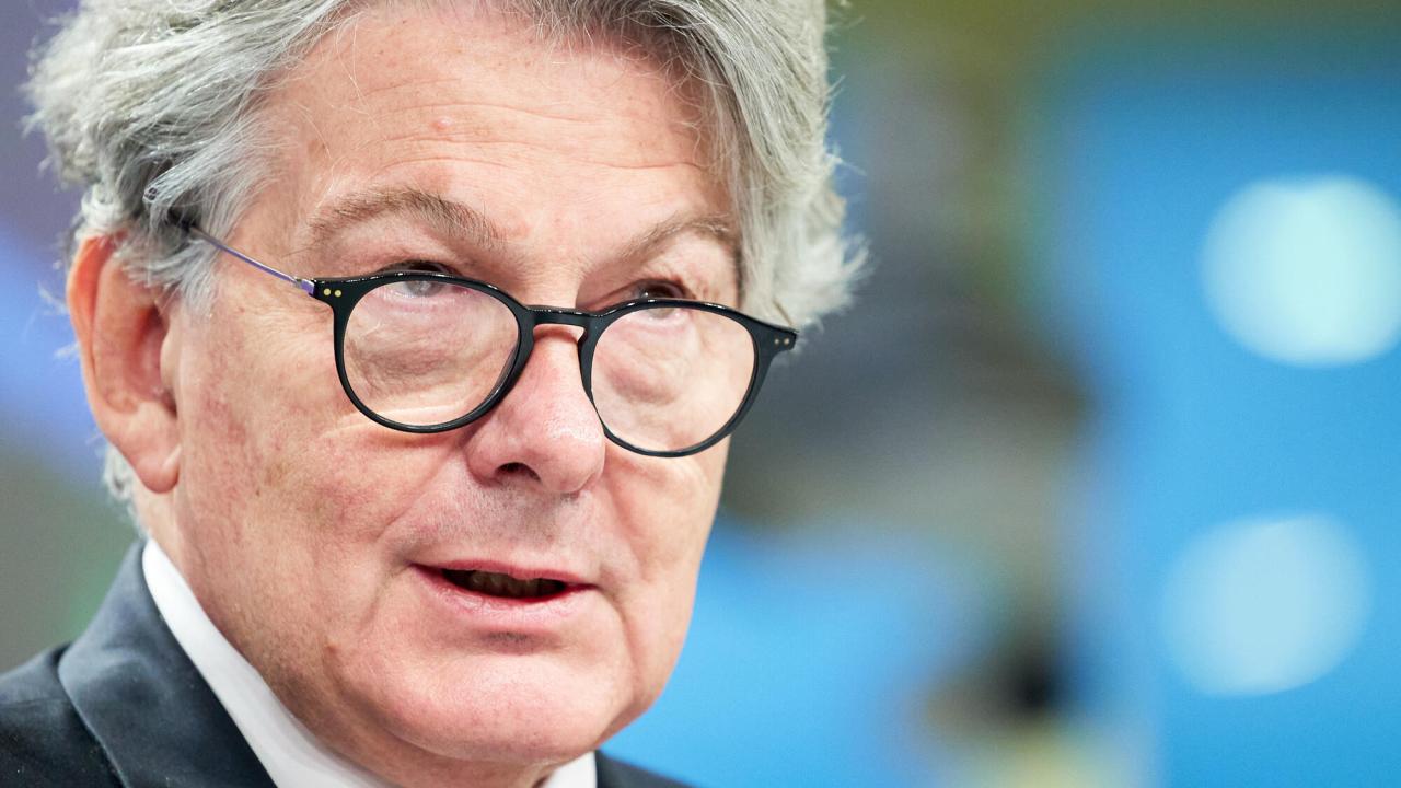 EU:s industrikommissionär Thierry Breton tycker att EU-länderna bör ha en mer gemensam strategi mot Kina. Arkivbild. 