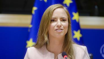 – Det finns inget mervärde i att vår bostadspolitik detaljregleras och tar en omväg via Bryssel, skriver Sara Skyttedal (KD).