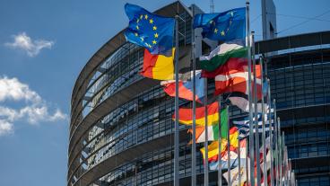 I nästan alla EU-länder har invånarna mindre tillit till regeringen än till EU. Arkivbild. 