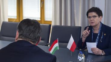 Ungerns premiärminister Viktor Orbán och Polens premiärminister Beata Szydło. Arkivbild.