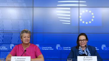 Två svenskar bakom uppgörelsen: EU:s migrationskommissionär Ylva Johansson (S) och Sveriges migrationsminister Maria Malmer Stenergard (M).