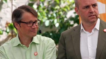 Tre partier i alliansen Moderaterna, Kristdemokraterna och Centerpartiet vill inte medverka med partiledare i TV4:s EU-debatt.