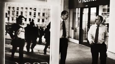 Storleken på bonusarna till bankcheferna får vara högst två gånger årslönen, men bara om aktieägarna godkänner det. Arkivbild.