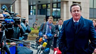 Storbritanniens premiärminister David Cameron är inte alls glad över de senaste månadernas avlyssningsavslöjanden. Arkivbild.