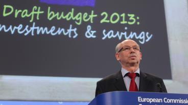 En budget för investering i tillväxt och jobb kallar budgetkommissionär Janusz Lewandowski  sitt förslag.