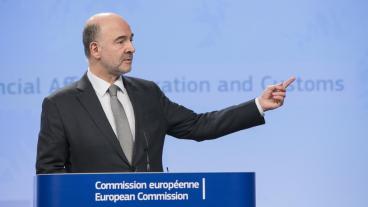 Siffrorna pekade uppåt när EU:s ekonomikommissionär Pierre Moscovici lade fram ny prognos.