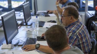 Datautbildning för arbetslösa i den belgiska industristaden Charleroi.