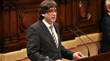 Kataloniens president Carles Puigdemont vägrar att avgå.