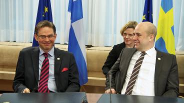 Den finske statsministern Jyrki Katainen tillsammans Fredrik Reinfeldt vid EU-toppmötet i Bryssel.
